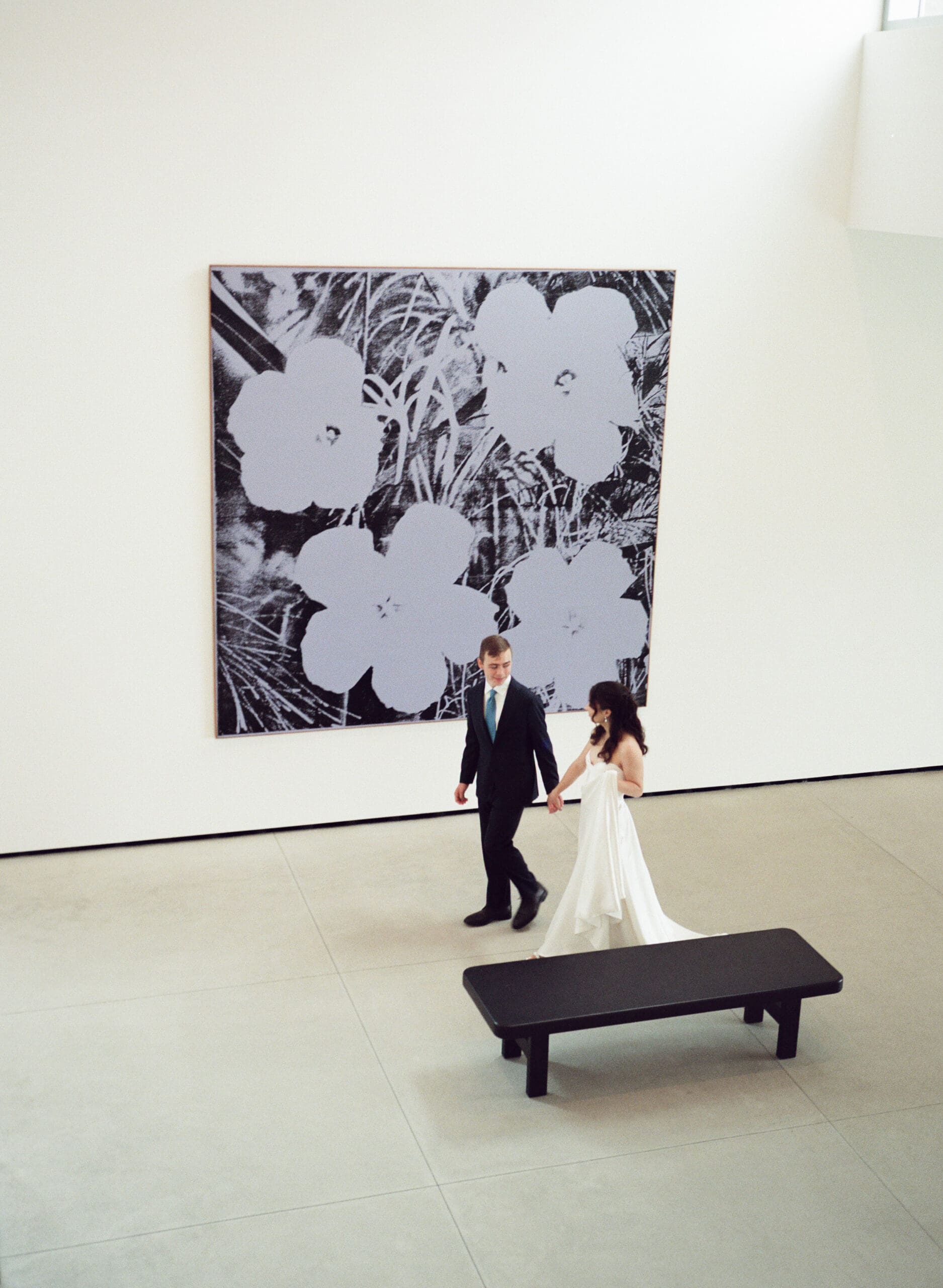 beautiful wedding at the museum of contemporary art in la jolla